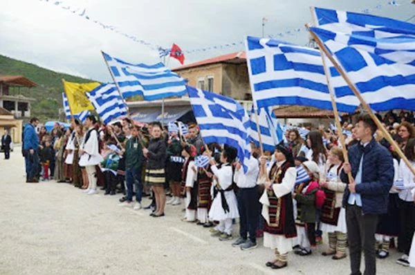 Άγιοι Σαράντα: Δασκάλα απολύθηκε γιατί τόλμησε να πει την ιστορική αλήθεια για την Επέτειο του «ΟΧΙ»